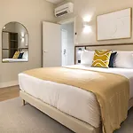 Ando Living - Augusta House Апарт-отель 4*