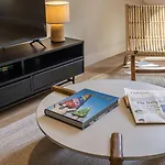 Апарт-отель Ando Living - Augusta House 4*