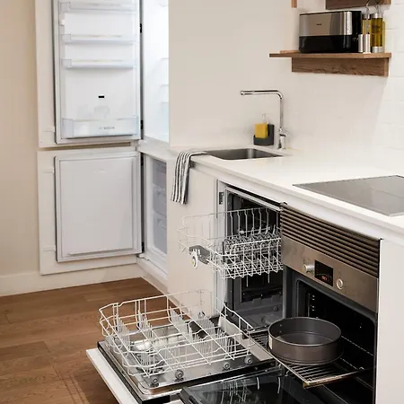 Ando Living - Augusta House Appartement