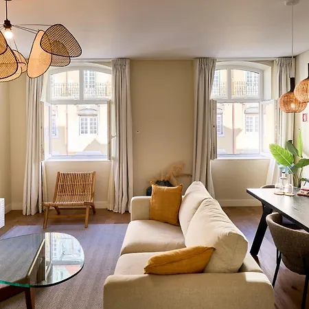 Daire Ando Living - Augusta House *