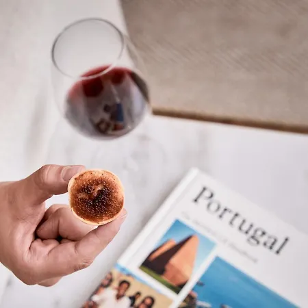 Ando Living - Augusta House Appartement