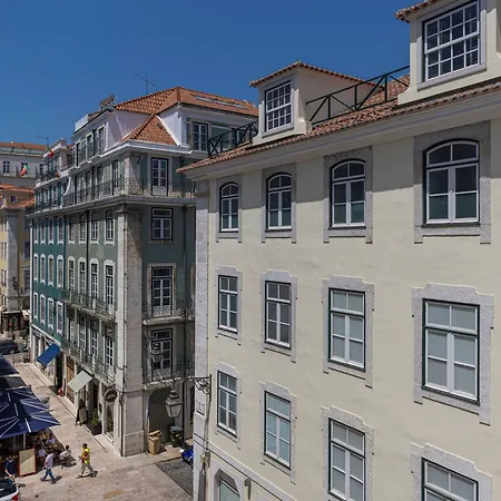 Ando Living - Augusta House Aparthotel 4*