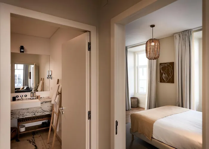 Ando Living - Augusta House *