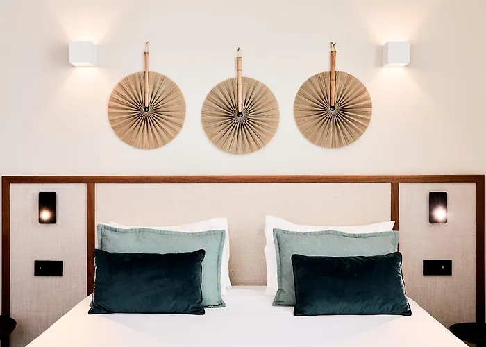 Ando Living - Augusta House *