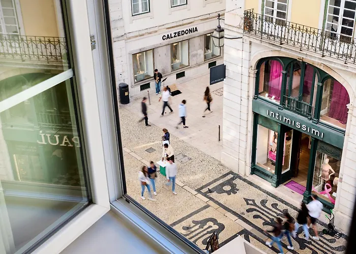 Ando Living - Augusta House Apartment