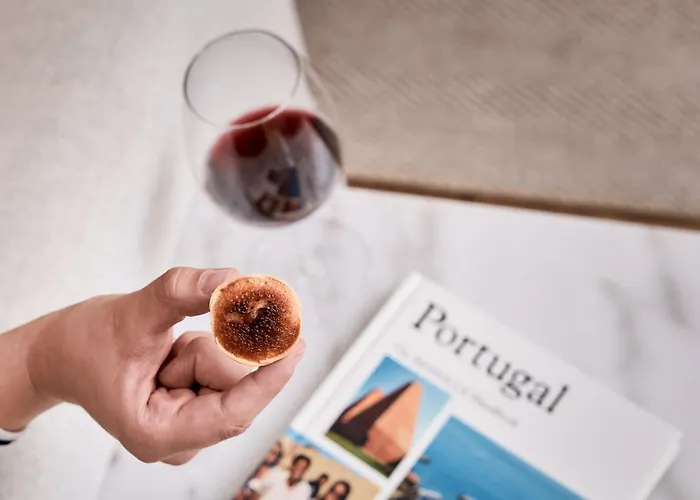 Ando Living - Augusta House Apartment