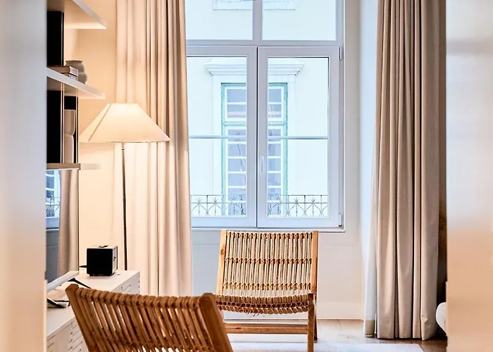 Ando Living - Augusta House Apartment *