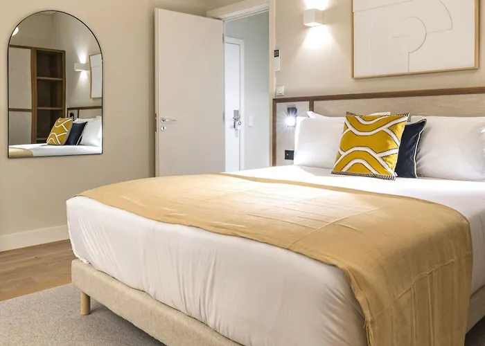 Ando Living - Augusta House Apartment *