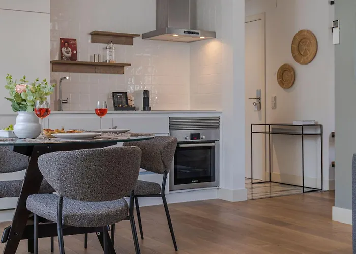 Ando Living - Augusta House *