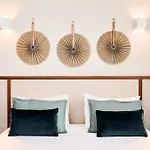 Ando Living - Augusta House 4*